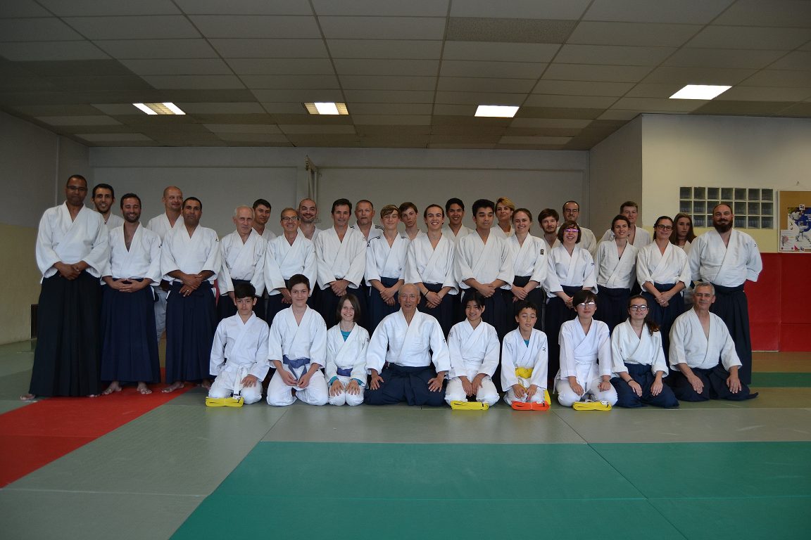 Les pratiquants de l'Aikikai de Grasse réunis sur le tatami